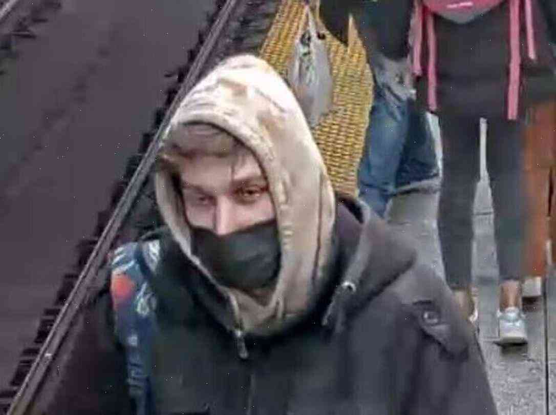 Man dragged ex-girlfriend into subway tracks after she dumped him, police say